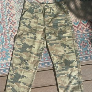 Free People camouflage pants size 30.